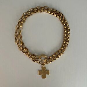 SC COLLECTION MADONNA NECKLACE